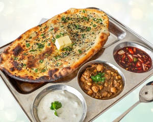 Aamritsari Kulcha