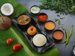Idli Vada Mix(1 Pc Idli 1 Pc Medu Vada) (100 Gms)