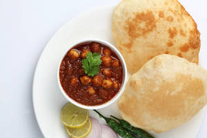 Jain Channa Bhatura