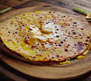 2 Aloo Pyaz Paratha + Dahi Fry + Pickle