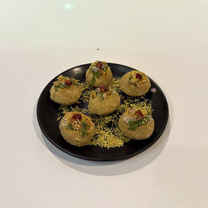 Sev Batata Puri