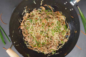 Hakka Chicken Egg Noodles