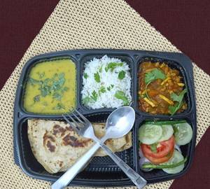 Sev tamatar mini thali