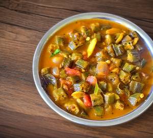 Vendaikai Puli Kulambu