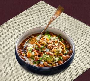 Chole Samosa Chaat