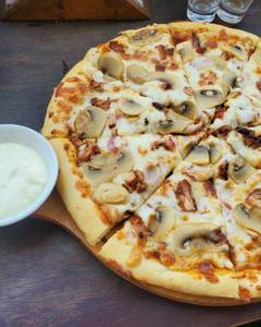 Mushroom Pizza