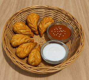 Paneer Fried Momos [8 Pieces]
