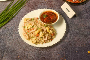 Egg Chicken Fried Rice + Chilly Chicken (3 Pieces)