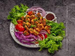 Tandoori Salad