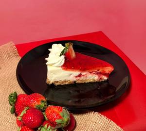 Eggless Strawberry Cheese Pastry [1 Piece]