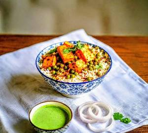 Veg fried rice and manchurian/chilli paneer