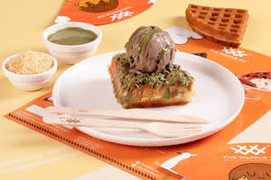 Pistachio Kunafa Waffle