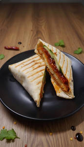 Hulk Paneer Crackling Hero Wrap