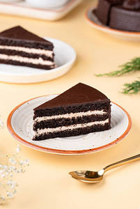 Chocolate Truffle Cake (46% Dark Chocolate)