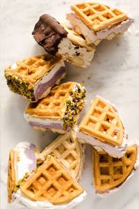 Vanilla Ice Wich