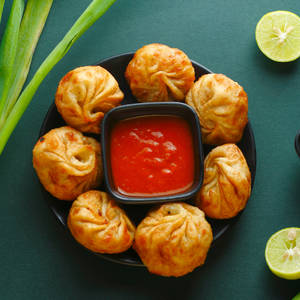 Chicken kurkure momos