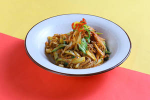 Spicy Kimchi Noodle Bowl
