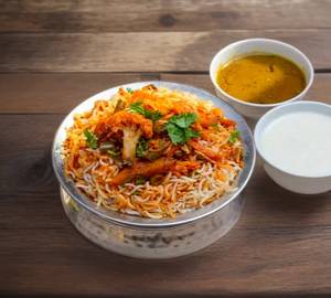 Hyderabadi Veg Dum Biryani 