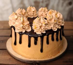 Chocolate Caramel Cake