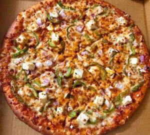 Paneer tikka pizza