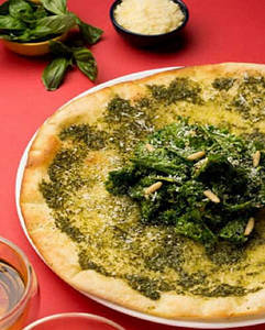 Pesto Arragulla & Almonds Pizza (12 Inch)