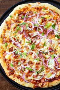 Onion Pizza[Large] + 250ml Cool Drink + Vada PavFree [ Free[online]