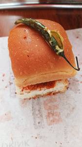 Mumbai Vada Pav [1 Piece]