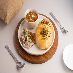 Paneer Makhani Kulcha