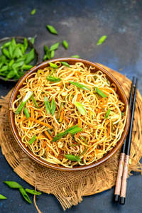 Hakka Noodles Veg