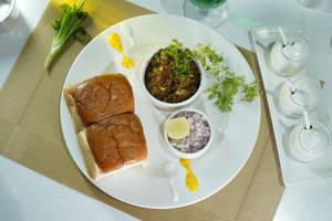 Mutton Keema Pav (2 Pav)