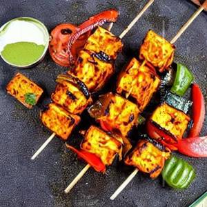 Ajwain & Kali Mirch Ka Paneer Tikka