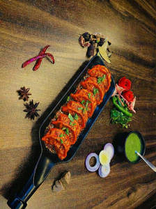Paneer Peri Peri Momos
