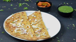 Paneer Paratha (2pcs)