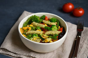 Basil Pesto Pasta Salad
