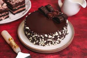 Chocolate Chip Cake 500 Gms