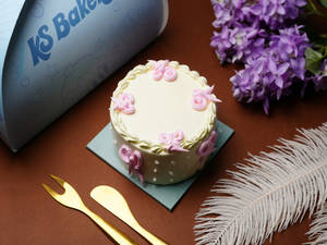Almond Delight Bento Cake 300 Gms