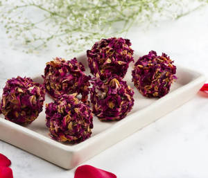 Rose Laddu