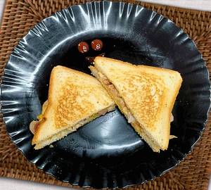 Spicy Aloo Cheese Sandwich