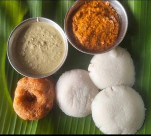 Idli [4 Pieces]