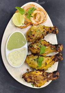 Lasooni Chicken Tangdi Kebab