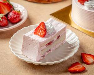 Eggless Strawberry Fresh Cream Pastry