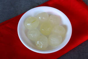 Angoori Petha