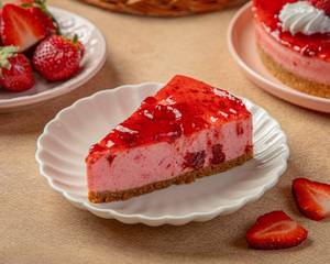 Eggless Strawberry Cheesecake Pastry