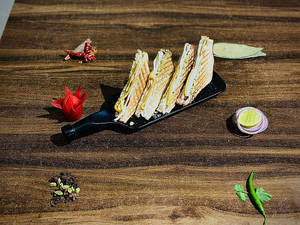 Peppy Paneer Grilled Sandwich