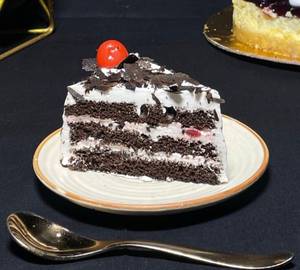 Eggless Black Forest Pastry
