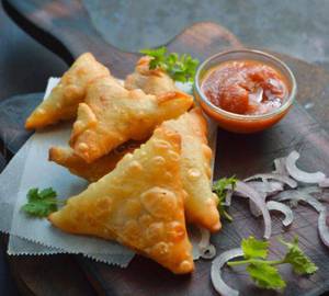 Paneer samosa