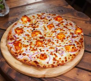 Chicken cheese pizza