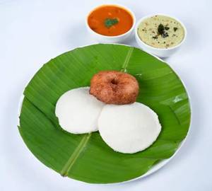 Idli Vada: 2 Piece Idli ,1 Piece Udin Vada