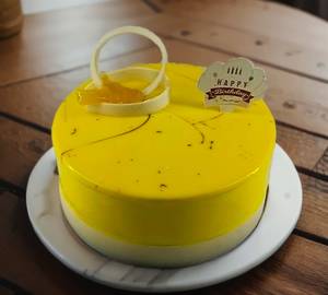 Royal pineapple cake