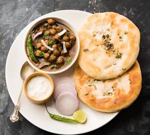 Chole Kulche [Tandoori]